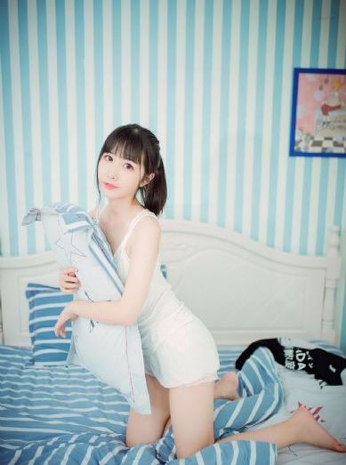 女大学生在线_蓝光在线手机播放