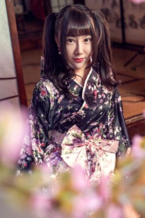 女老师完整版_高清在线视频播放