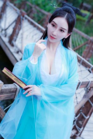 美女用震动动自爽视频_BD英语免费高清观看